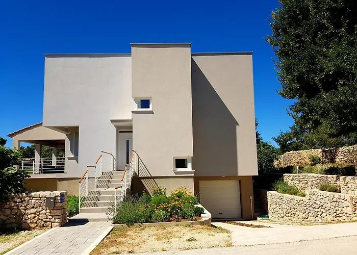 Duboka Draga House