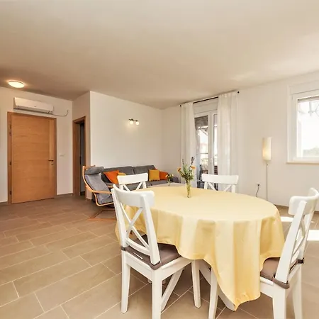 Duboka Draga House *