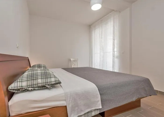 Apartamento Duboka Draga House *